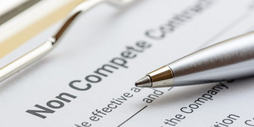 Non-compete agreement between employee and employer